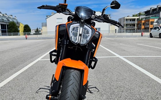 Gebrauchtmotorrad KTM 790 Duke - Bild 1 Gebrauchtmotorrad KTM 790 Duke - Bild 1