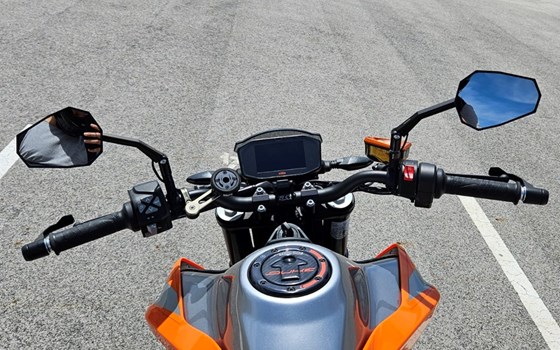 Gebrauchtmotorrad KTM 790 Duke - Bild 4 Gebrauchtmotorrad KTM 790 Duke - Bild 4