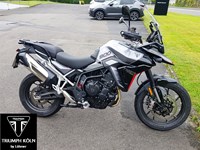 Gebrauchtmotorrad Triumph Tiger 900 GT Pro erst 733 Km