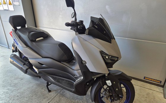 Gebrauchtmotorrad Yamaha XMAX 300 - Bild 2 Gebrauchtmotorrad Yamaha XMAX 300 - Bild 2