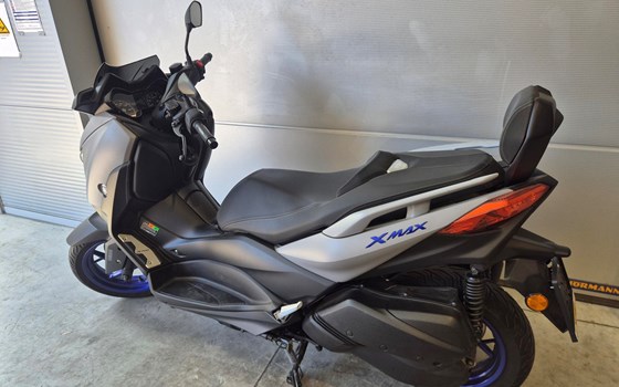 Gebrauchtmotorrad Yamaha XMAX 300 - Bild 8 Gebrauchtmotorrad Yamaha XMAX 300 - Bild 8