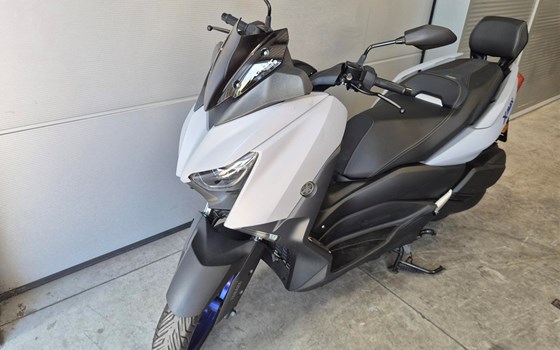 Gebrauchtmotorrad Yamaha XMAX 300 - Bild 9 Gebrauchtmotorrad Yamaha XMAX 300 - Bild 9