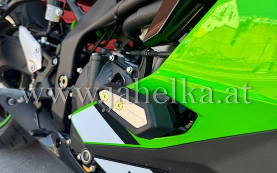 Gebrauchtmotorrad Kawasaki Ninja ZX-4RR - Bild 3 Gebrauchtmotorrad Kawasaki Ninja ZX-4RR - Bild 3
