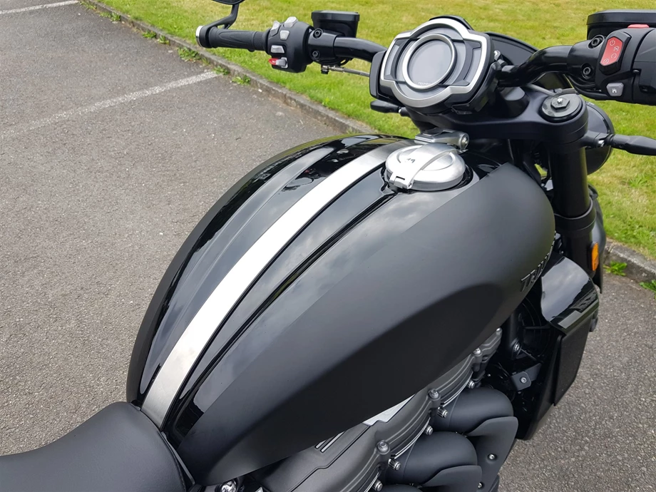 Angebot Triumph Rocket 3 Storm R Bild 9: Angebot Triumph Rocket 3 Storm R