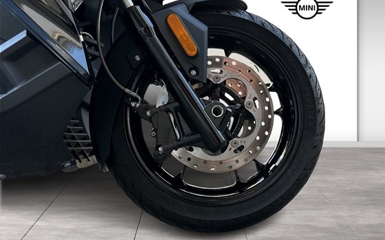 Gebrauchtmotorrad BMW C 400 X - Bild 6 Gebrauchtmotorrad BMW C 400 X - Bild 6