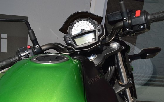 Gebrauchtmotorrad Kawasaki ER-6n - Bild 12