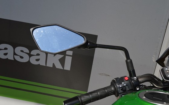 Gebrauchtmotorrad Kawasaki ER-6n - Bild 14