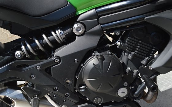 Gebrauchtmotorrad Kawasaki ER-6n - Bild 9