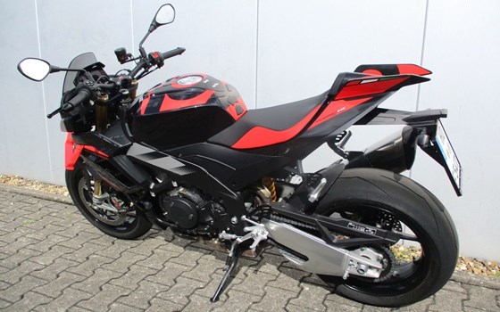 Gebrauchtmotorrad Aprilia Tuono V4 1100 Factory - Bild 5