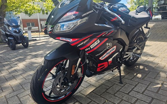 Neufahrzeug Aprilia RS 125 Replica - Bild 2