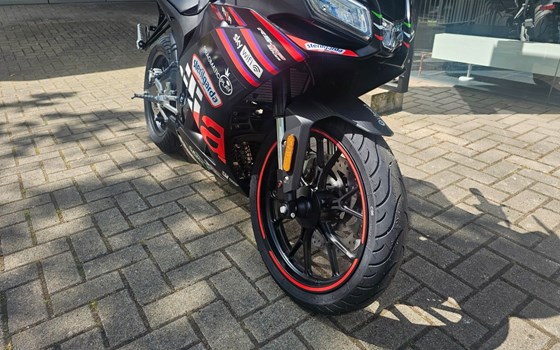 Neufahrzeug Aprilia RS 125 Replica - Bild 4