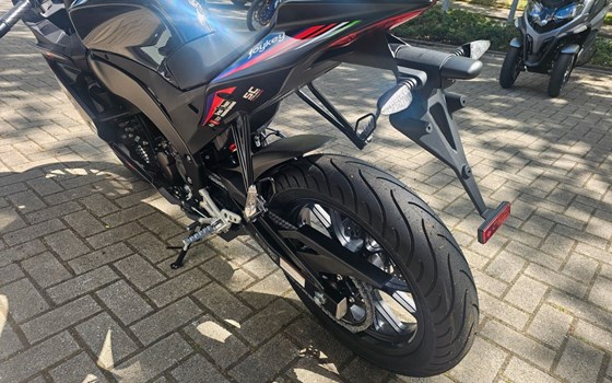 Neufahrzeug Aprilia RS 125 Replica - Bild 7