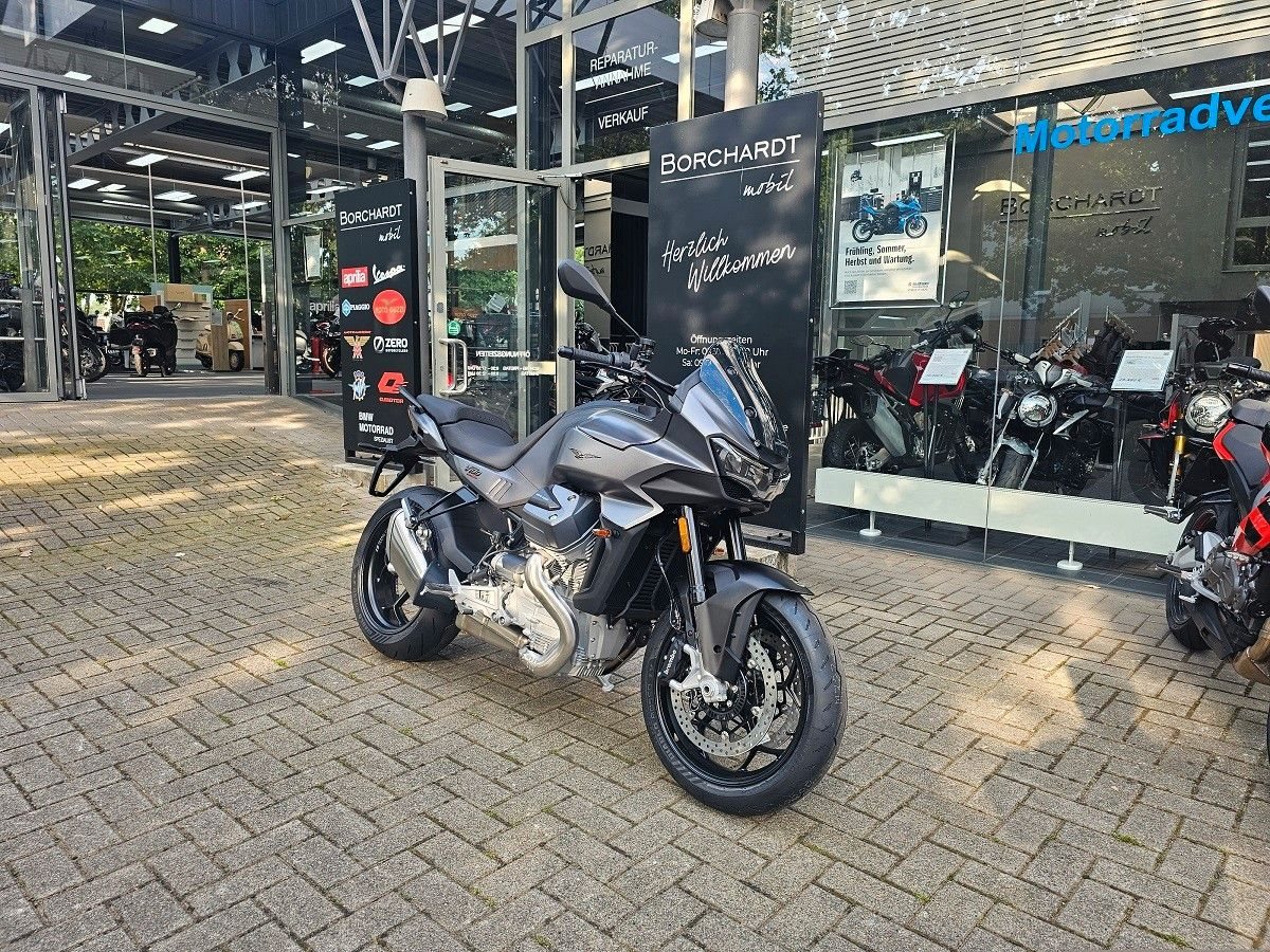 Moto Guzzi V100 Mandello