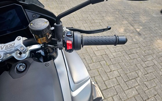 Neufahrzeug Moto Guzzi V100 Mandello - Bild 13