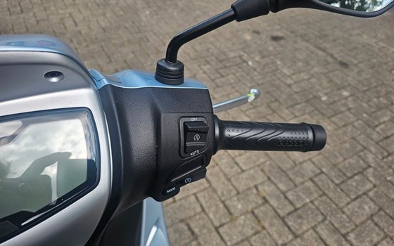 Neufahrzeug Piaggio Medley 125 - Bild 13