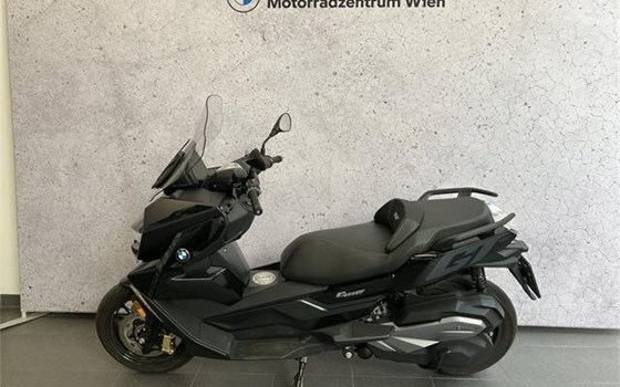 Gebrauchtmotorrad BMW C 400 GT - Bild 1 Gebrauchtmotorrad BMW C 400 GT - Bild 1