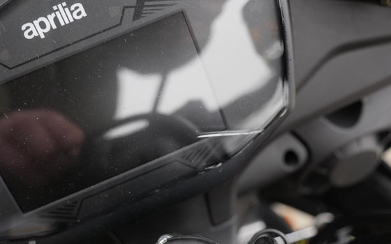 Gebrauchtmotorrad Aprilia Tuono V4 1100 RR - Bild 13
