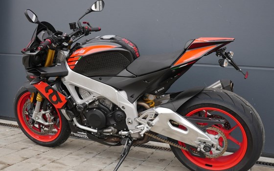 Gebrauchtmotorrad Aprilia Tuono V4 1100 RR - Bild 6