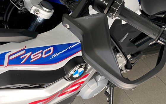 Gebrauchtmotorrad BMW F 750 GS - Bild 8