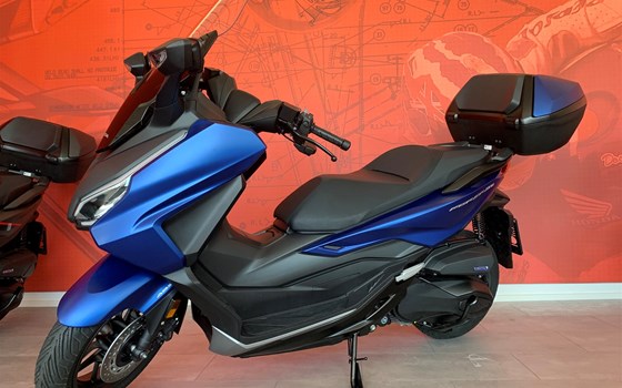 Neufahrzeug Honda Forza 125 - Bild 3 Neufahrzeug Honda Forza 125 - Bild 3