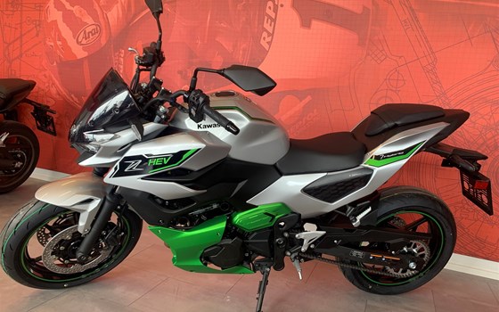 Gebrauchtmotorrad Kawasaki Z7 Hybrid - Bild 4 Gebrauchtmotorrad Kawasaki Z7 Hybrid - Bild 4