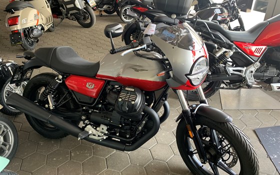 Gebrauchtmotorrad Moto Guzzi V7 Stone Corsa - Bild 2 Gebrauchtmotorrad Moto Guzzi V7 Stone Corsa - Bild 2
