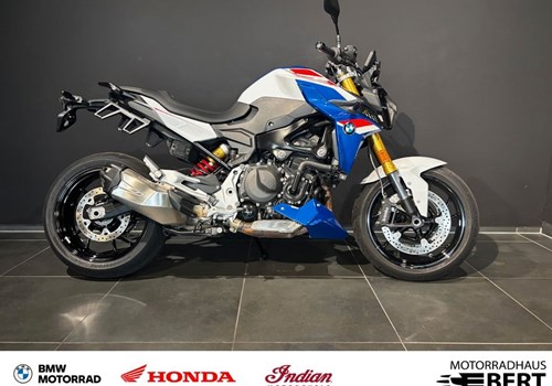 BMW F 900 R