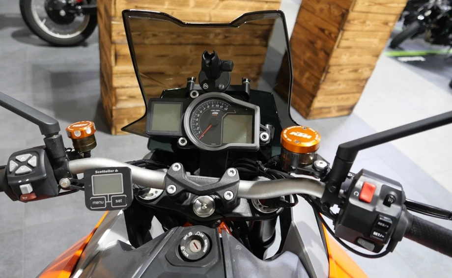 Angebot KTM 1290 Super Duke GT Bild 8: Angebot KTM 1290 Super Duke GT