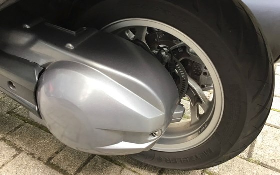 Gebrauchtmotorrad Suzuki Burgman 400 - Bild 10