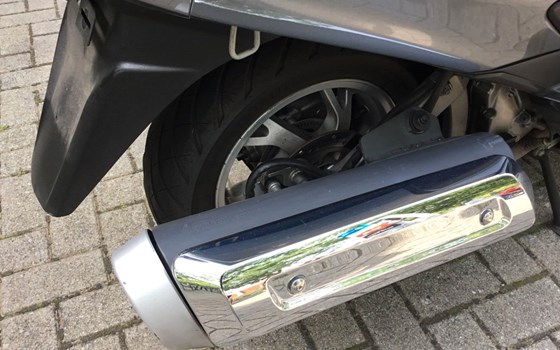 Gebrauchtmotorrad Suzuki Burgman 400 - Bild 9