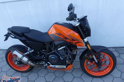 KTM 690 Duke