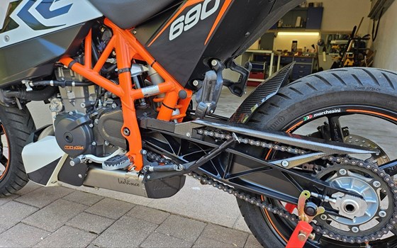Gebrauchtmotorrad KTM 690 Duke R - Bild 6 Gebrauchtmotorrad KTM 690 Duke R - Bild 6