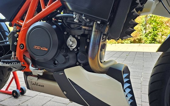 Gebrauchtmotorrad KTM 690 Duke R - Bild 7 Gebrauchtmotorrad KTM 690 Duke R - Bild 7
