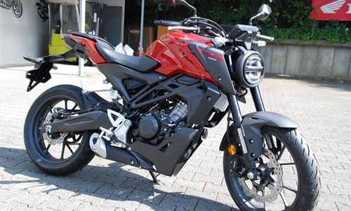 Honda CB125R