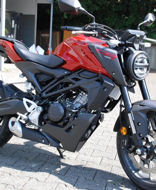 Honda CB125R<br />Alle Farben Lieferbar