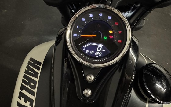 Gebrauchtmotorrad Harley-Davidson Softail Fat Bob FXFB - Bild 11 Gebrauchtmotorrad Harley-Davidson Softail Fat Bob FXFB - Bild 11