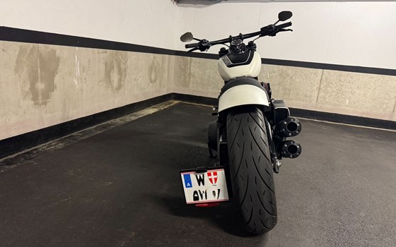 Gebrauchtmotorrad Harley-Davidson Softail Fat Bob FXFB - Bild 2 Gebrauchtmotorrad Harley-Davidson Softail Fat Bob FXFB - Bild 2