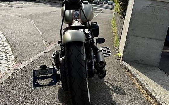 Motorrad Occasion Harley-Davidson Softail Slim S - Bild 3