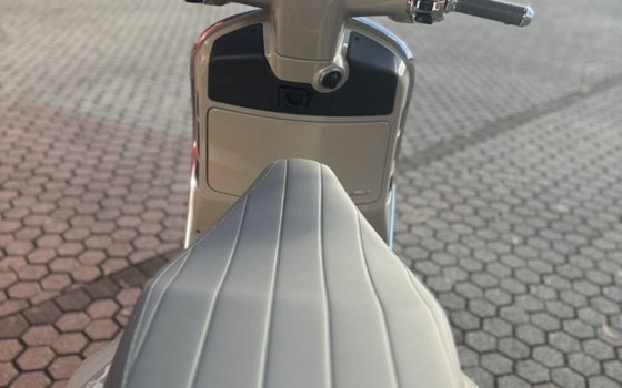 Neufahrzeug Vespa GTS 310 - Bild 10