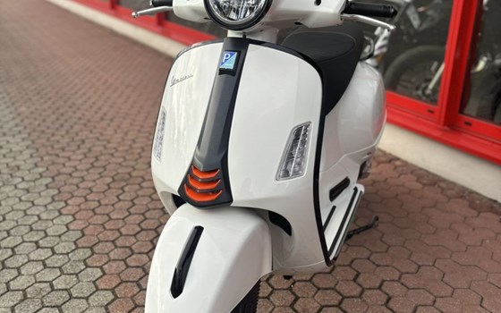 Neufahrzeug Vespa TS - Bild 9