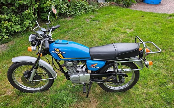 Gebrauchtmotorrad Honda CB 125 S - Bild 1
