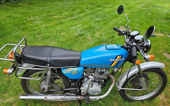 Gebrauchtmotorrad Honda CB 125 S - Bild 5