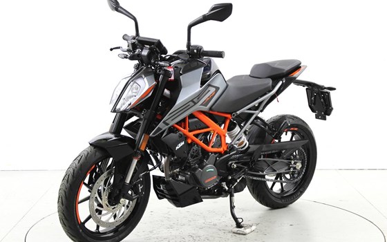 Motorrad Occasion KTM 125 Duke - Bild 3