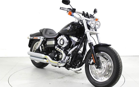 Motorrad Occasion Harley-Davidson Dyna Fat Bob FXDF - Bild 2