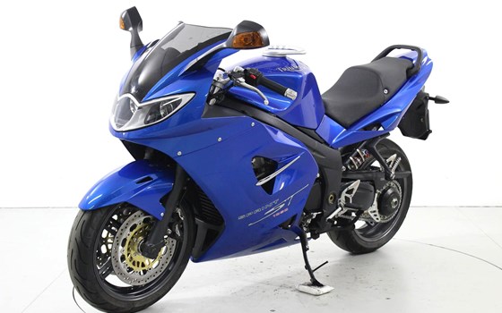 Motorrad Occasion Triumph Sprint ST 1050 - Bild 3