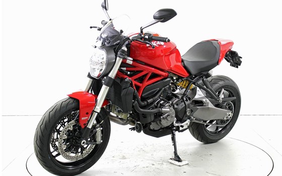 Motorrad Occasion Ducati Monster 821 - Bild 3