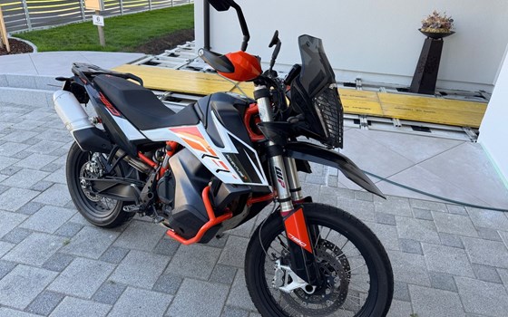 Gebrauchtmotorrad KTM 790 Adventure R - Bild 1 Gebrauchtmotorrad KTM 790 Adventure R - Bild 1