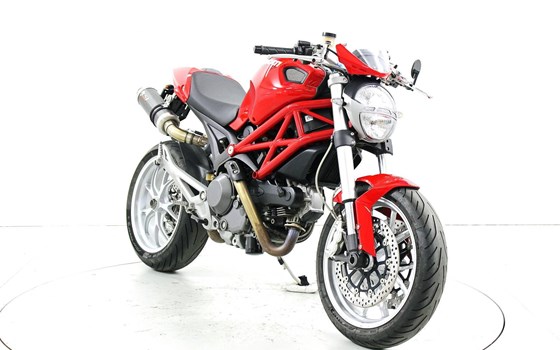Motorrad Occasion Ducati Monster 1100 - Bild 2