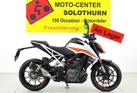 KTM 390 Duke