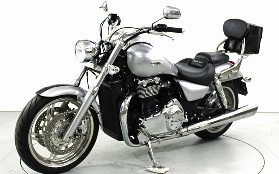 Motorrad Occasion Triumph Thunderbird - Bild 3